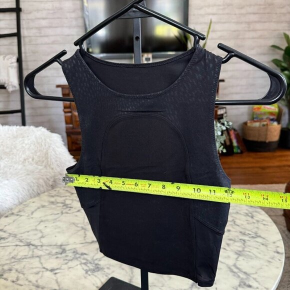 Lululemon Nulu And Mesh Yoga Tank Top Jewel Emboss Black Size 2 - Picture 5 of 6